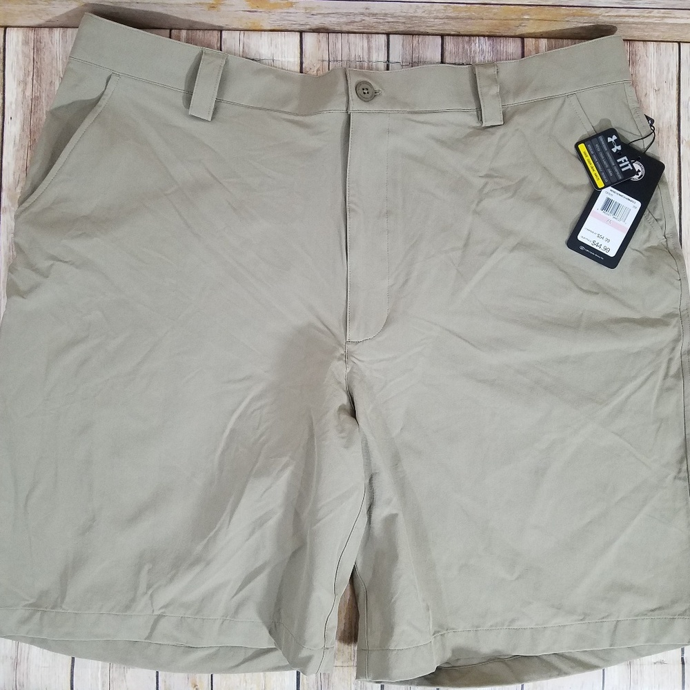 NWT Under Armour 40 Mens Flat Front Shorts